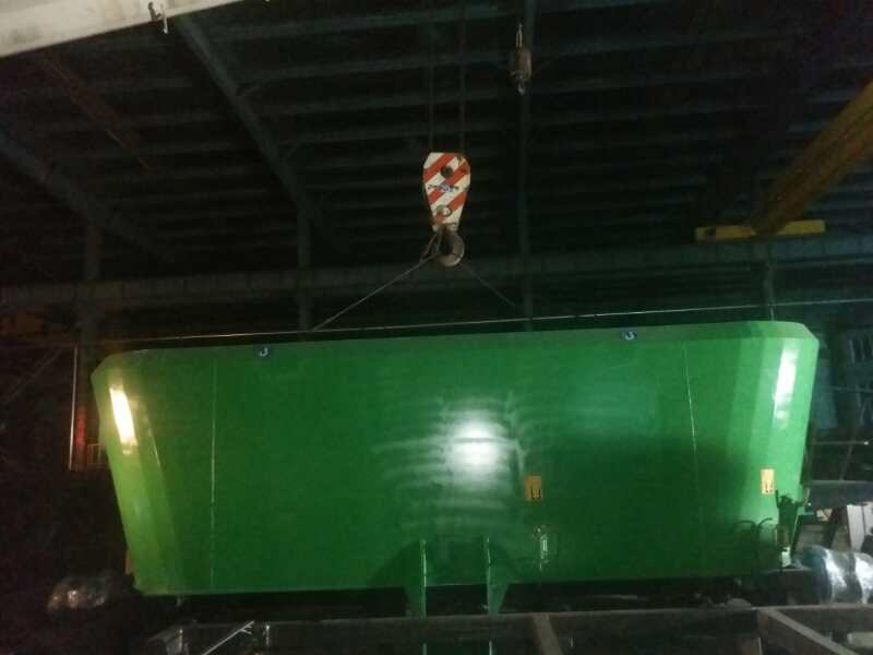 內(nèi)蒙古某公司購買固定式TMR攪拌機(jī) 內(nèi)蒙古某公司購買固定式TMR攪拌機(jī)